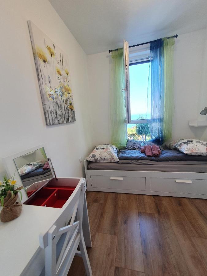 Appartamento Studio Apartman Fredi Abbazia Esterno foto